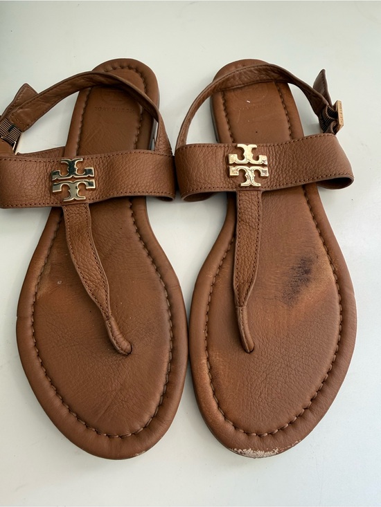 Tory Burch Shoes - Tory Burch Bryce flat size 9 Brown Leather T-Strap Sandals with Gold Logo